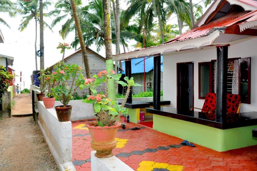 Keratheeram Beach Resort Varkala Dış mekan fotoğraf